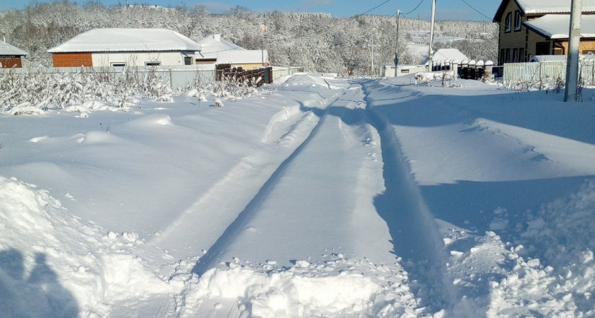 Мэрия Саранска обещала почистить дороги от снега в Николаевке до 28 января