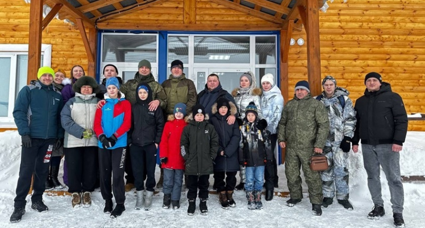 В Мордовии 10 семей ветеранов СВО посетили центр отдыха «Каменка»