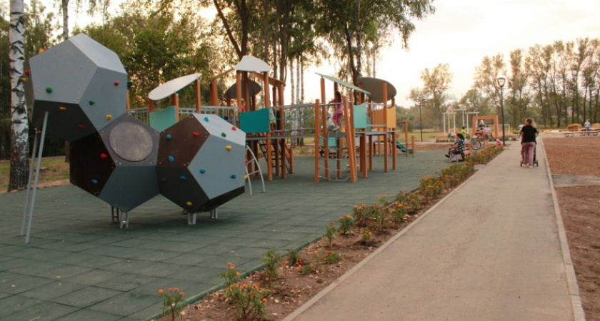 В Теньгушево благоустроили центральный парк в рамках нацпроекта