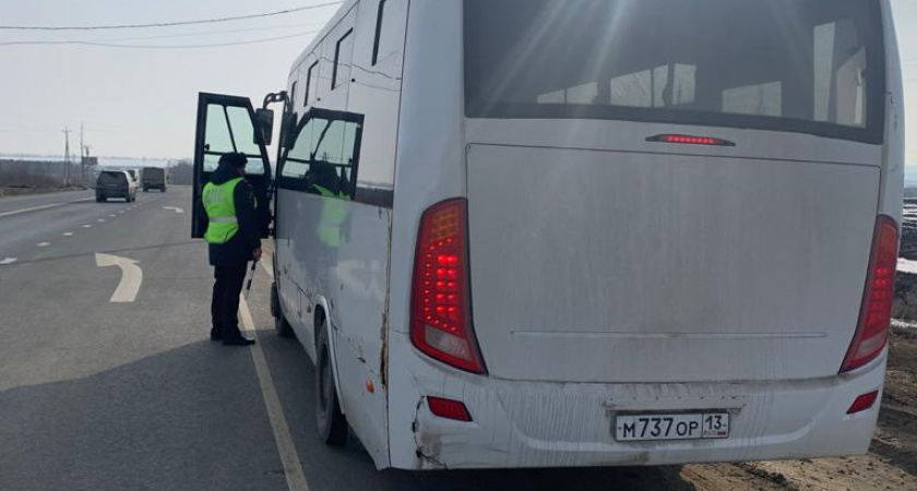 ГИБДД Мордовии выявило 70 нарушений водителей автобусов за сутки