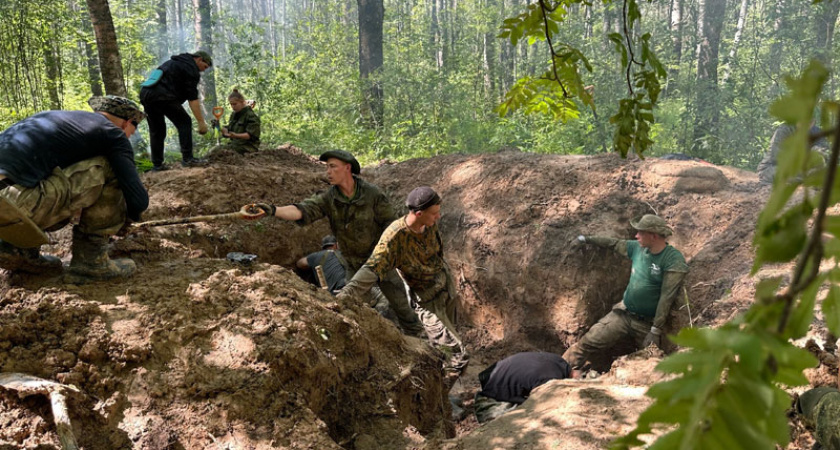 Мордовские поисковики нашли в Калужской области братскую могилу советских бойцов