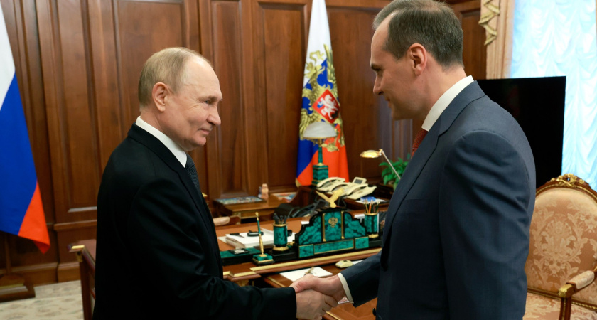 Артём Здунов доложил Путину о работе по повышению зарплат