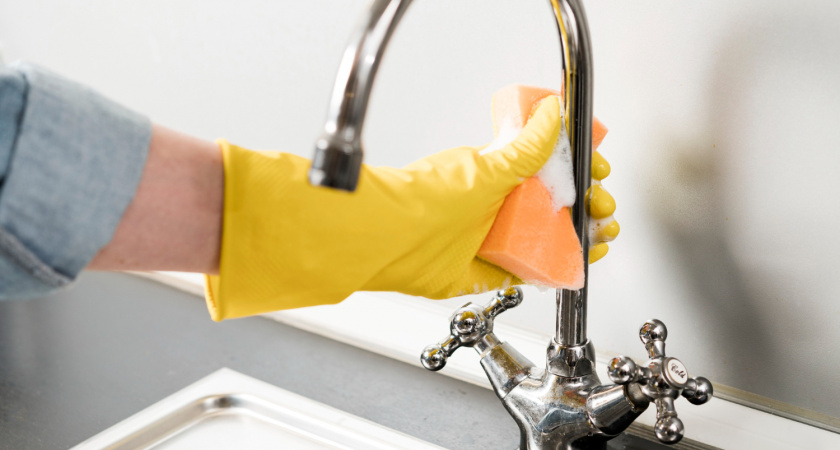 Сияют круче бриллиантов: раз в месяц натираю все краны в квартире этим — и забыла о них до следующего раза