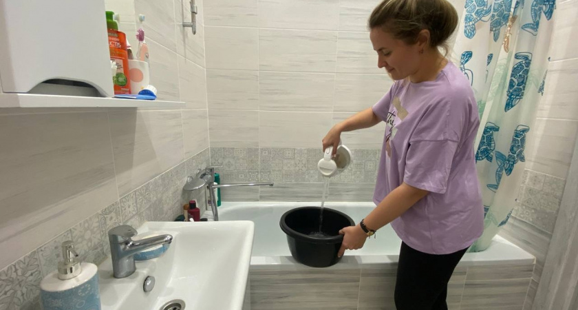 Сок этого фрукта отбеливает унитаз похлеще любой химии - нужна лишь одна капля