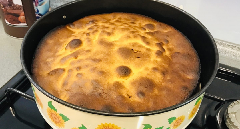 В сотни раз вкуснее "Шарлотки": яблочный пирог "Три стакана" сведёт ваши вкусовые рецепторы с ума