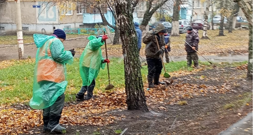 Мэрия Саранска пообещала убрать территорию у школы №24 в течение двух недель