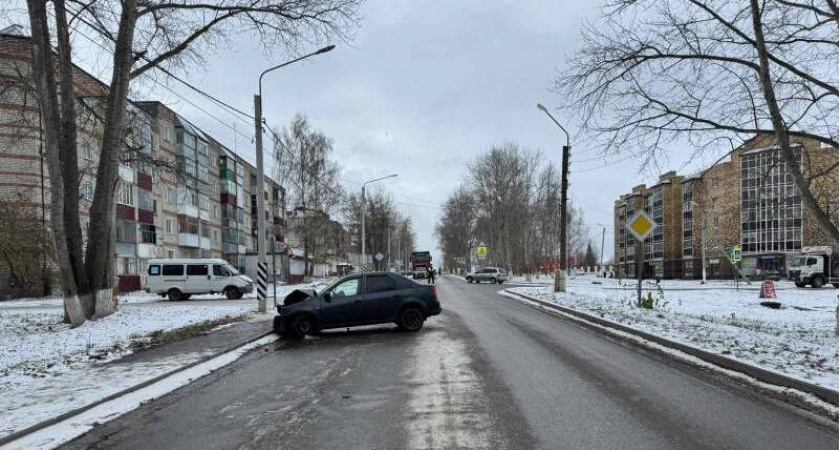 В Мордовии в ДТП с легковушкой пострадали 4 пассажира микроавтобуса