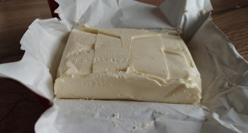 Можно смело брать по две пачки – внутри только чистые сливки: Росконтроль указал лучшие марки сливочного масла