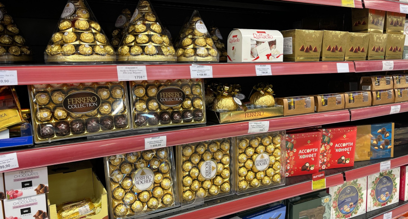 Испортите себе не только праздник: эти продукты опасно ставить на новогодний стол - топ худших марок от Роскачества