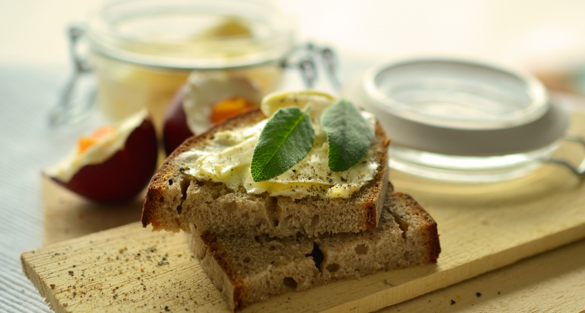 "Этот паштет из крабовых палочек улетит со стола на Новый год: пошаговый рецепт этой топовой закуски"