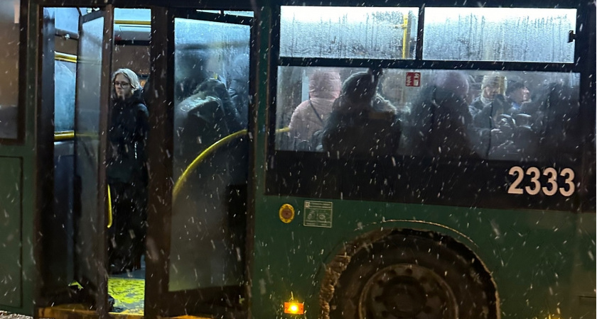 Январские каникулы отменены: принято тяжёлое решение о новогодних праздниках - выходные убрали из-за ситуации в стране