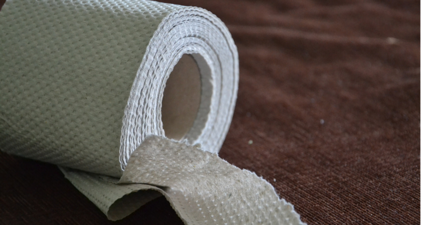 Пропитываю туалетную бумагу в уксусе и устраняю все бытовые проблемы в доме — эффект на века