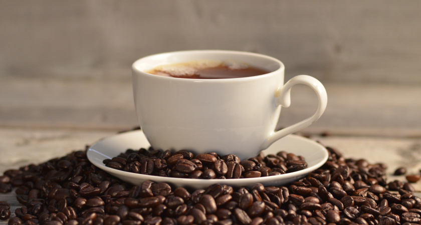 Помои в красивой банке: названы марки кофе, которые лучше не покупать даже по большой скидке