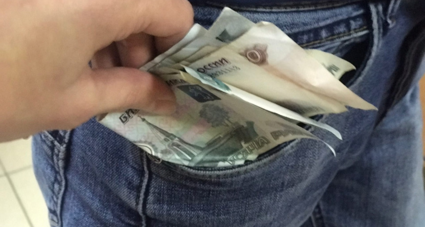 Двух жителей Саранска признали виновными в коррупционных преступлениях