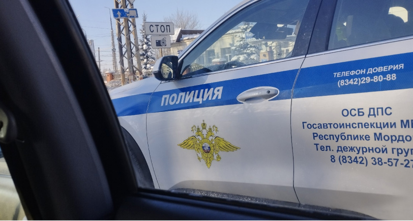 В Ковылкинском районе полицейский помог спасти жилой дом от пожара