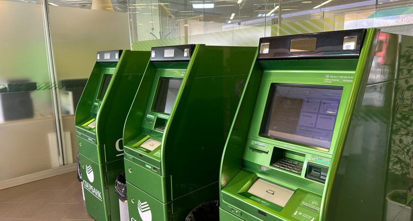 Касается всех, кто делал переводы с карты на карту: с 1 июня вводятся новые запреты для всех россиян