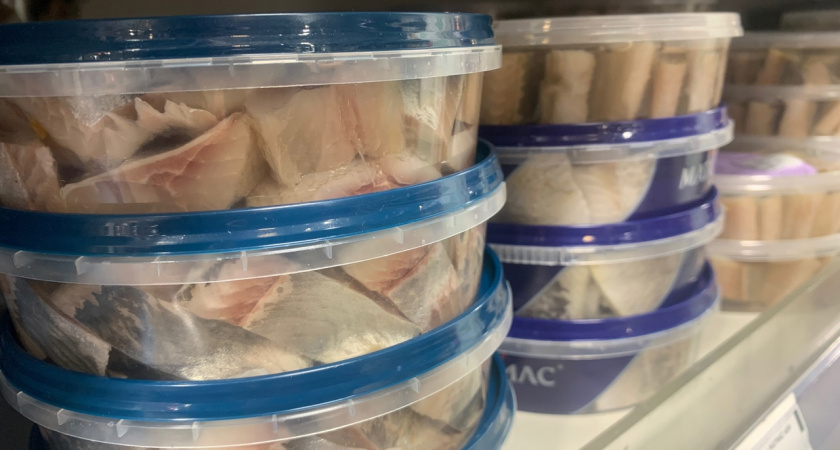 Вкуснее и дешевле чем в магазине: простой рецепт засолки красной рыбы, получается вкусной даже горбуша