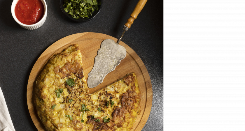 Кабачковый торт: готовится 30 минут, съедается за 5 - с нежными блинчиками и сырно-чесночной намазкой