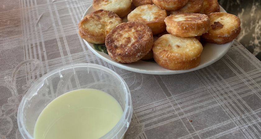 О-о-о, это же совсем не сырники: вкуснейшие лепешки из творога на завтрак - готовятся 7 минут