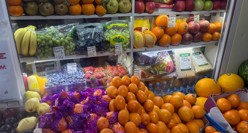 Этот фрукт едят только в провинции, а москвичи давно отказались - от него толстеют