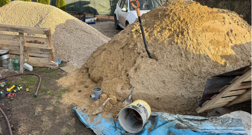 В Мордовии обнаружили мигрантов-нарушителей на стройке школы