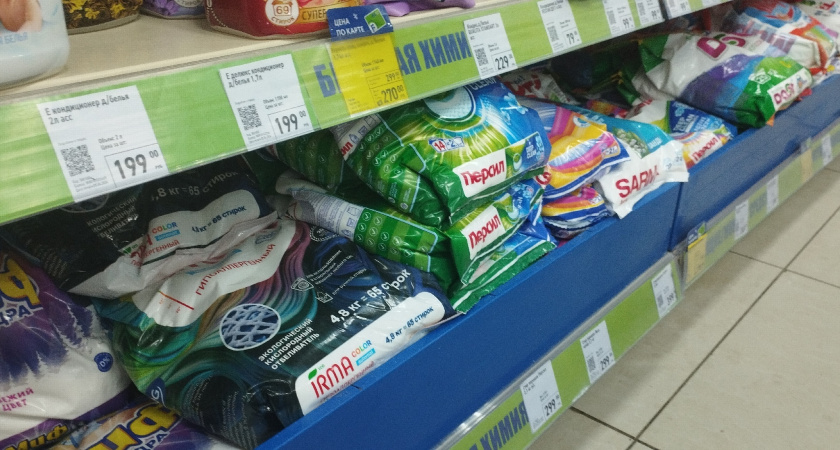 Стирают втрое круче дорогих, а стоят дешевле: названы 5 лучших стиральных порошков по версии Роскачества