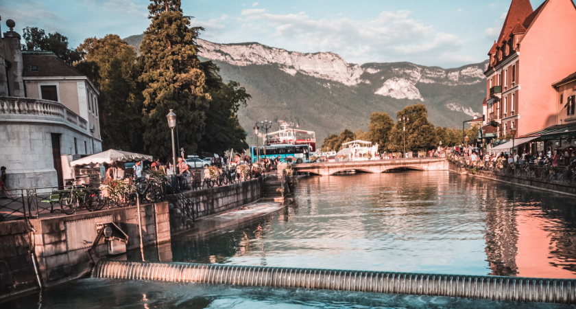 «Куда руки тянешь? Это не для вас!»: туристы поехали в Калининградскую область и горько пожалели - честный отзыв