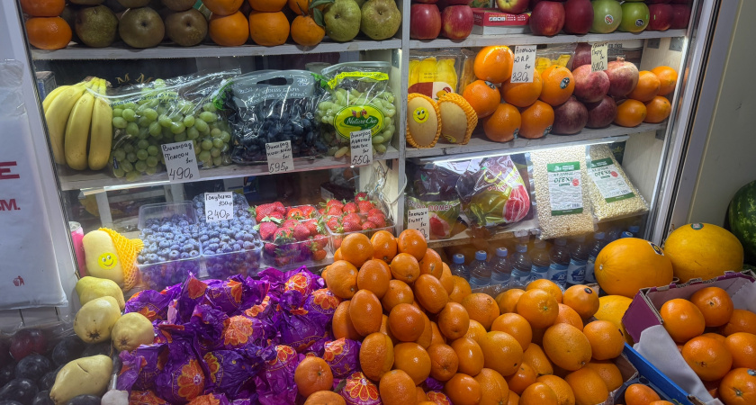 Не яблоки, не бананы и втрое полезней апельсинов: ученые назвали самый полезный фрукт - зарядит витаминами на все 100%