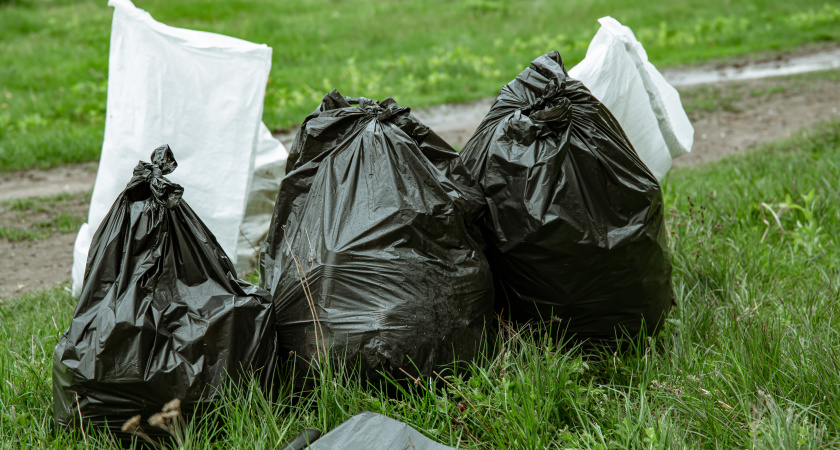 Мусорные мешки - пережиток прошлого: цена кусается и постоянно рвутся - нашла им бесплатную замену (способ известен еще со времен СССР)