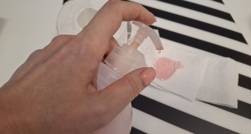 Как сделать из туалетной бумаги походную губку для мытья посуды