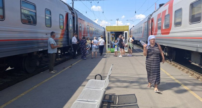 Никогда не берите билеты в этот вагон: будете мучиться и локти кусать всю дорогу