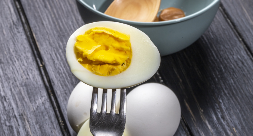 Почему яйца вкрутую не считаются полезными