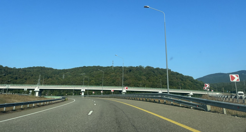 Россияне стали больше путешествовать на поездах и авто