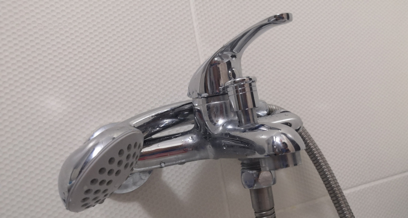 Жителям Саранска объяснили, почему в Октябрьском районе дважды отключали горячую воду