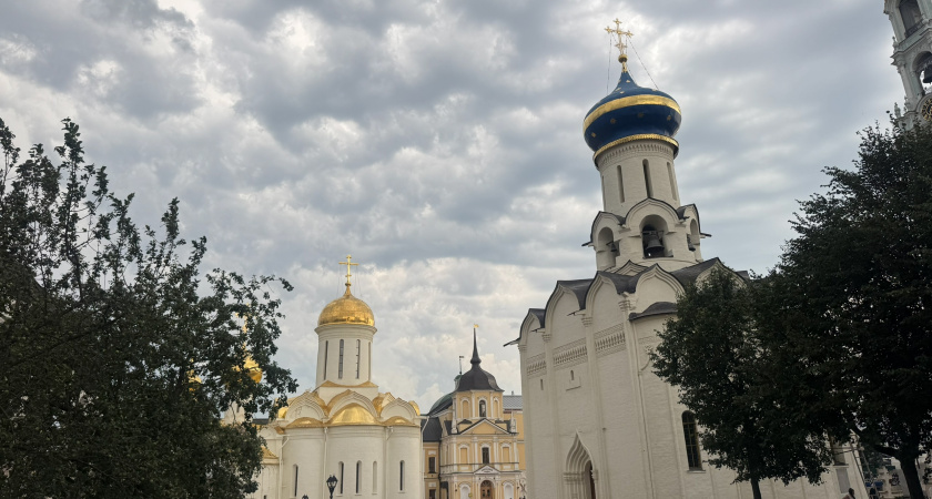 Иоанно-Богословский собор в Саранске украсили медные сандрики для защиты от влаги