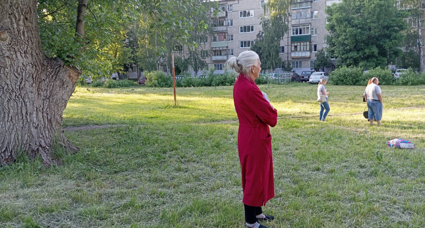 Жители улицы Пролетарской в Саранске благодарят власти за благоустройство двора