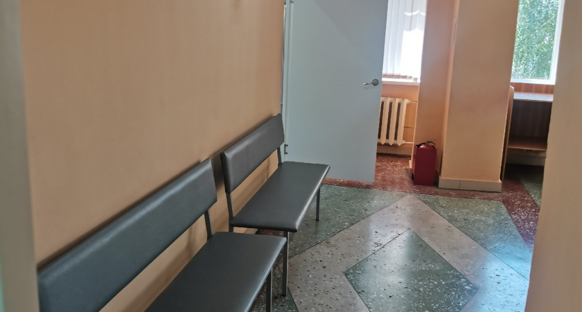 Депутаты проконтролировали ход капитального ремонта Атюрьевской поликлиники