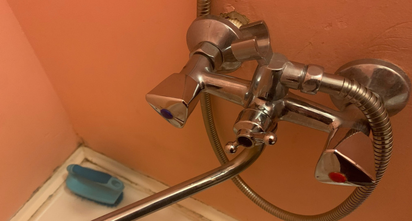 Коммунальная авария в Саранске оставила без воды несколько жилых комплексов