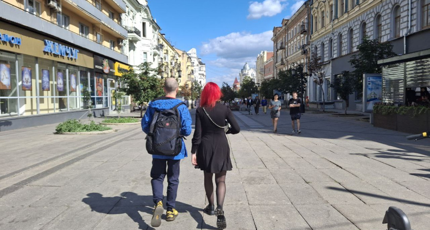 Мужчина по-настоящему любит женщину только из-за 7 вещей. На остальное он даже не обратит внимания