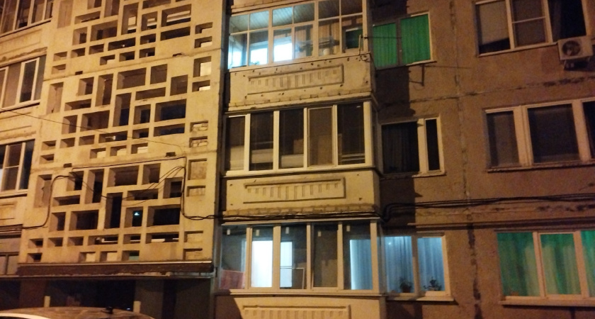 Подоконник больше не холодный, из стыков не дует: 3 шага и дома тепло даже в - 40