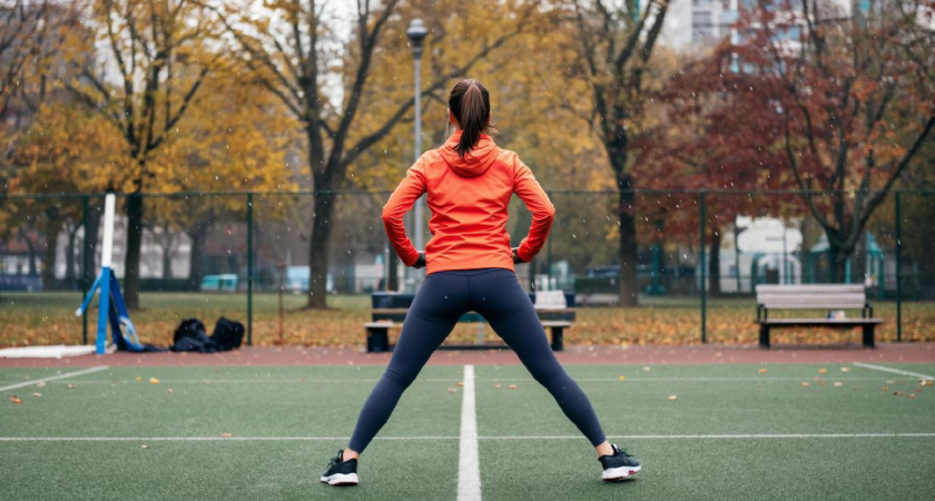 Ходьба или легкая зарядка: вот что лучше для здоровья после 40