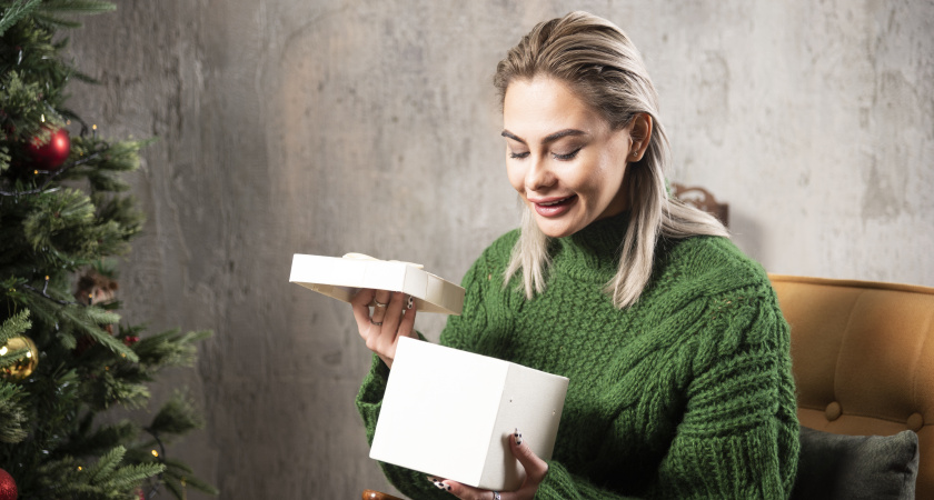 5 бюджетных подарков на Новый год, которые точно пригодятся - эстетично и практично