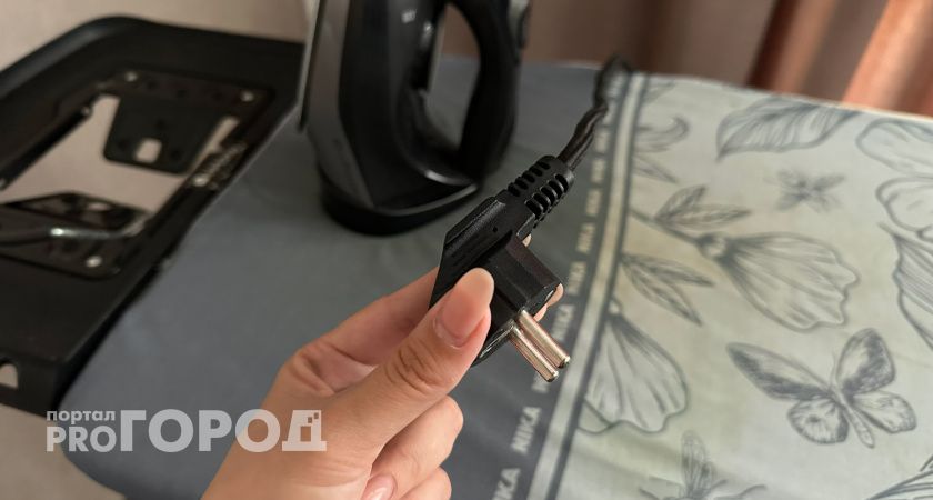 Кажется мелочью, но спасает технику и людей: раскрыт неожиданный смысл отверстия на евровилке