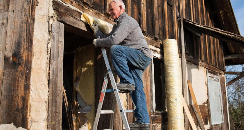 Наши прадеды минвату не признавали: утепляли дом на века бросовым материалом - выдержит аномальные морозы в -50 и ниже
