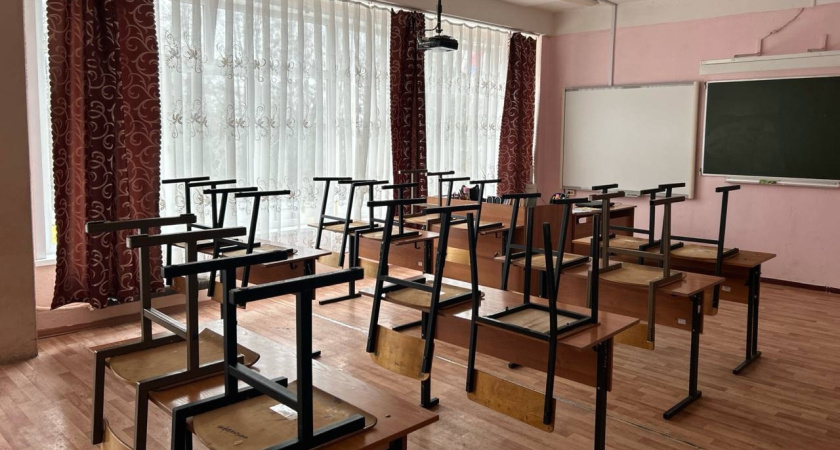 Александр Юткин оценил, как проходит капремонт в школе № 8 г. Рузаевки