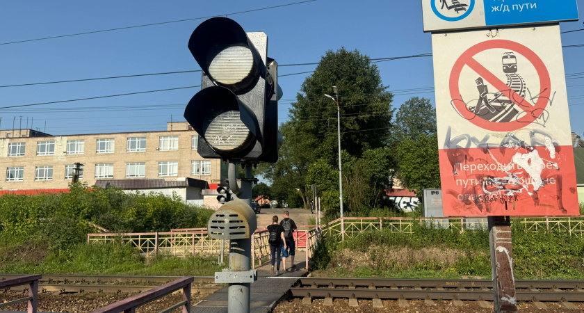 Более 100 человек пострадали в ДТП на железнодорожных переездах