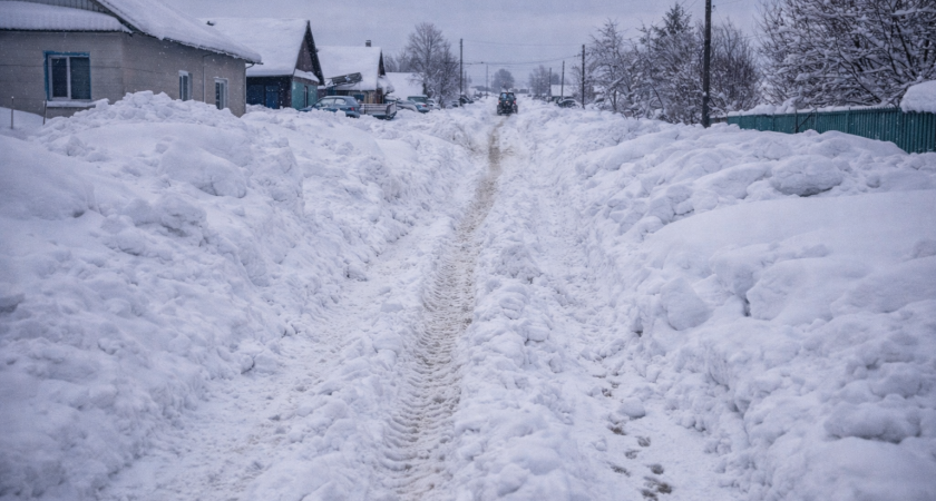 Село Большая Пёстровка в Мордовии оказалось в снежном плену