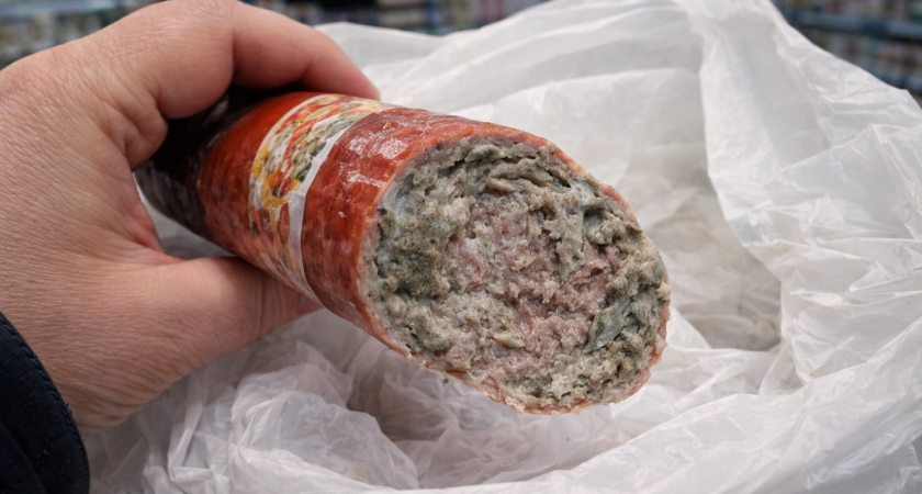 Покупательница из Рузаевки заявила о некачественной колбасе в магазине