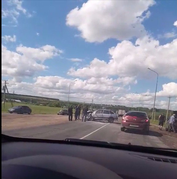 В Мордовии вспыхнула легковушка после столкновения с иномаркой
