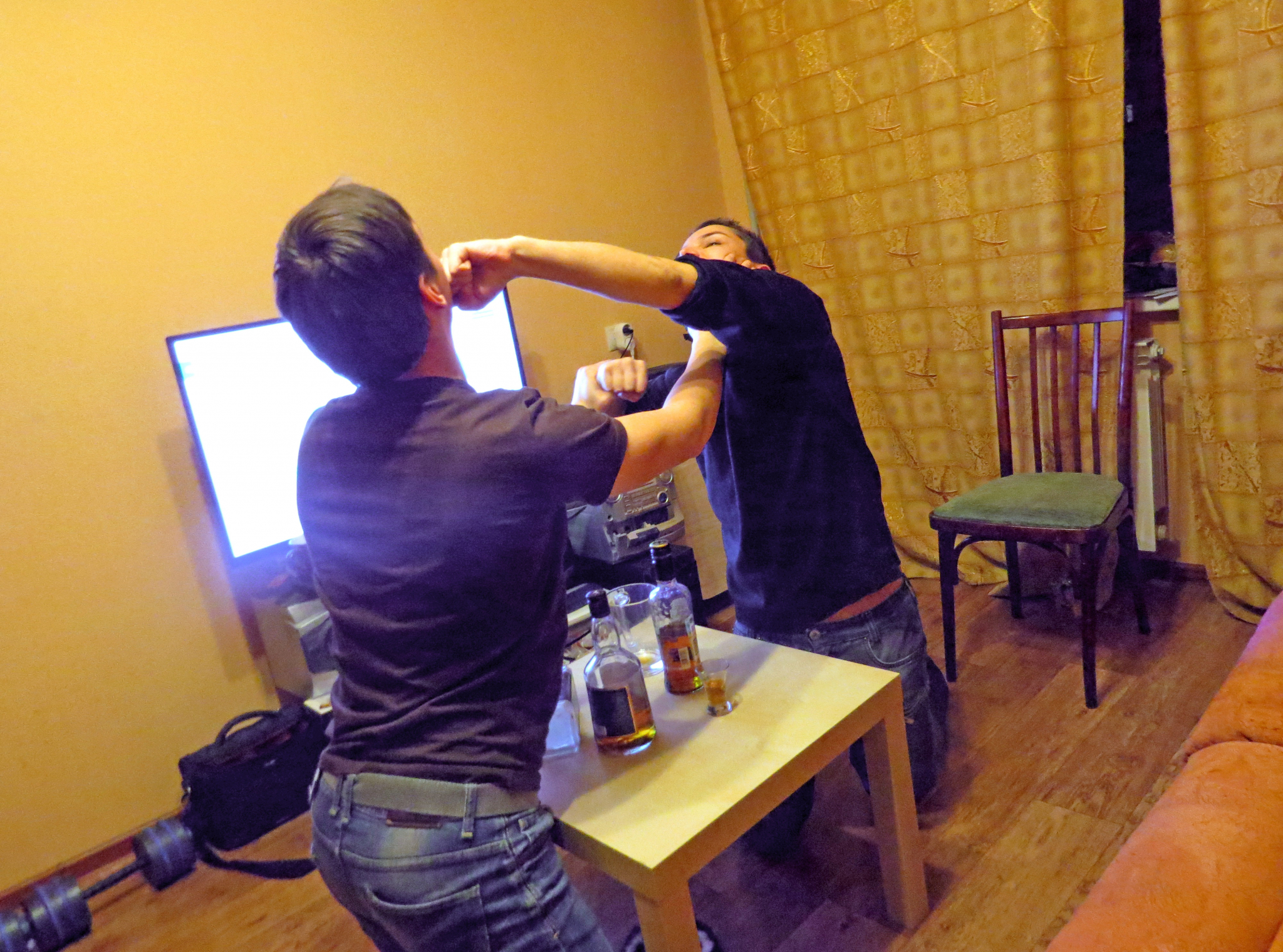 Житель Саранска остался с разорванной почкой после ссоры с собутыльником